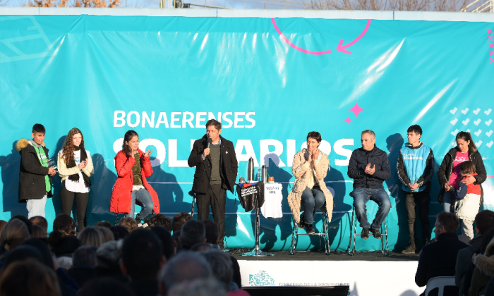 Quilmes: Andrés Watson en el relanzamiento del programa “Bonaerenses Solidarios”